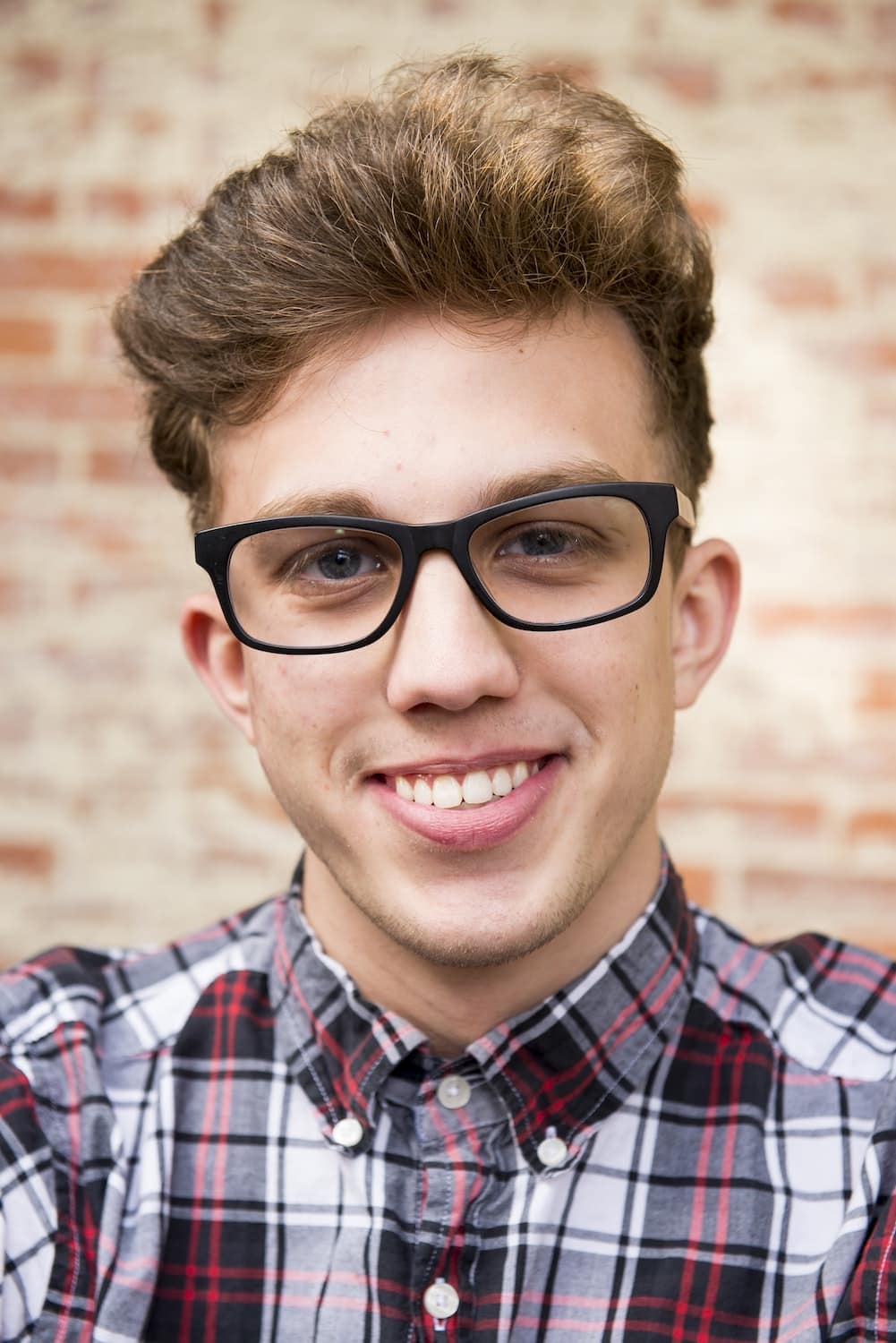 Man Wearing Eyeglasses